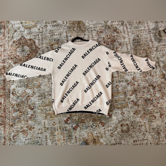 Balenciaga Unisex Sweater